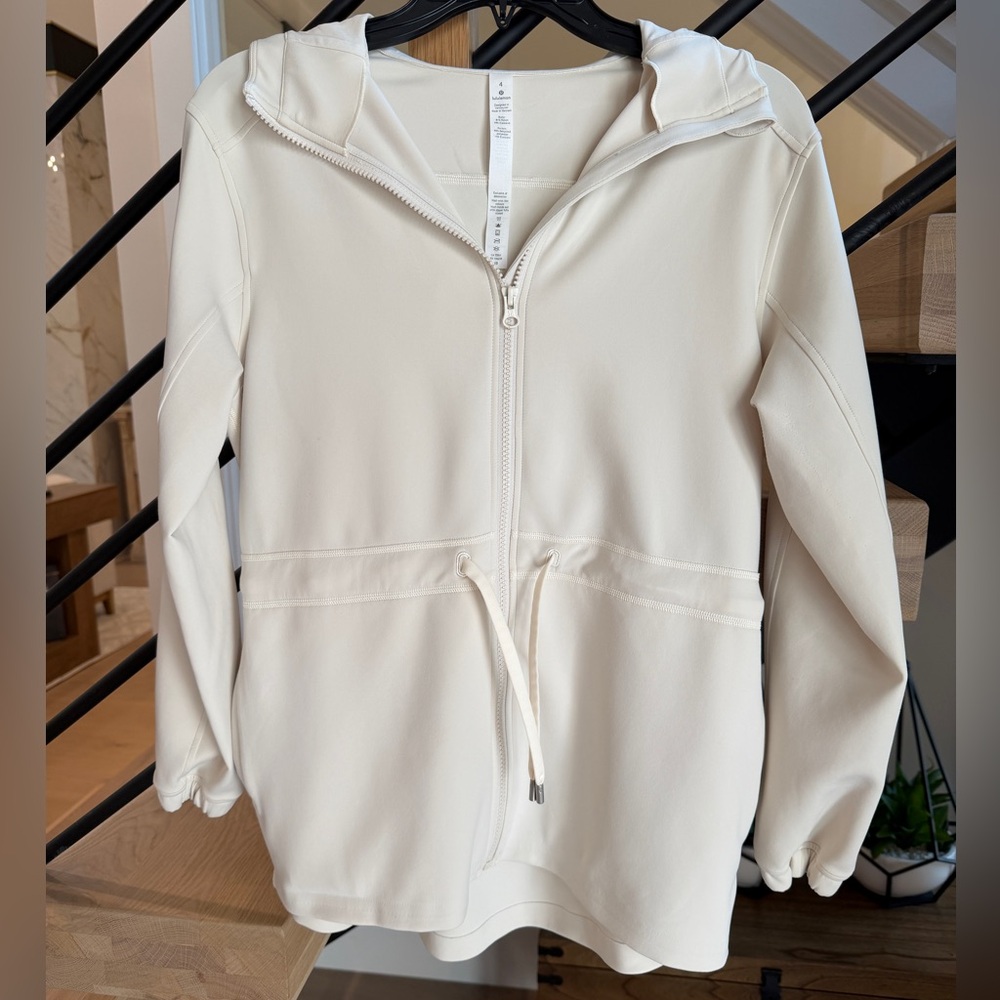 lululemon Softstream Cream Zip-Up cinch waist Hooded Jacket